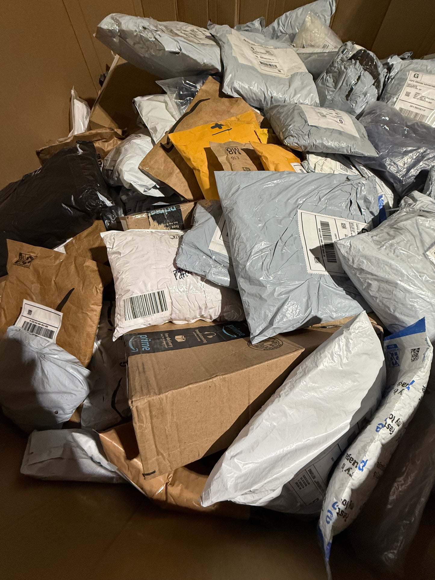Mystery Mail Pallet – Internet Famous. Insanely Fun. Free Shipping!